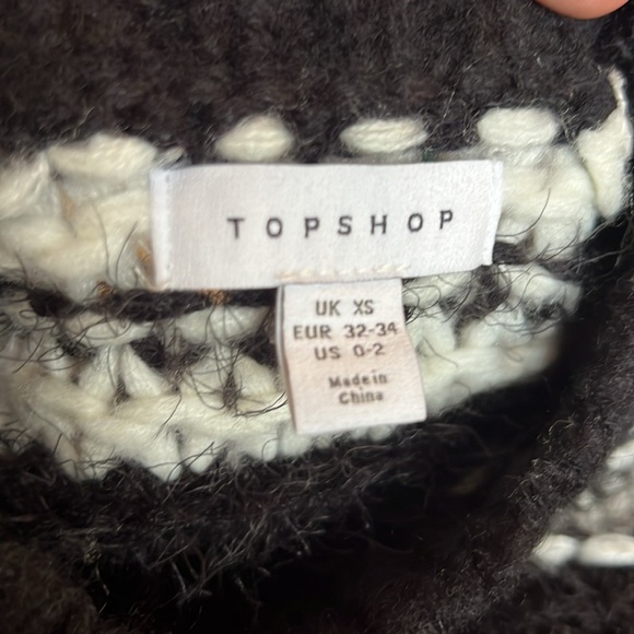 Topshop Black White Striped Crew Neck Fuzzy Chunky Knit Sweater Sz XS Oversized - Picture 9 of 10